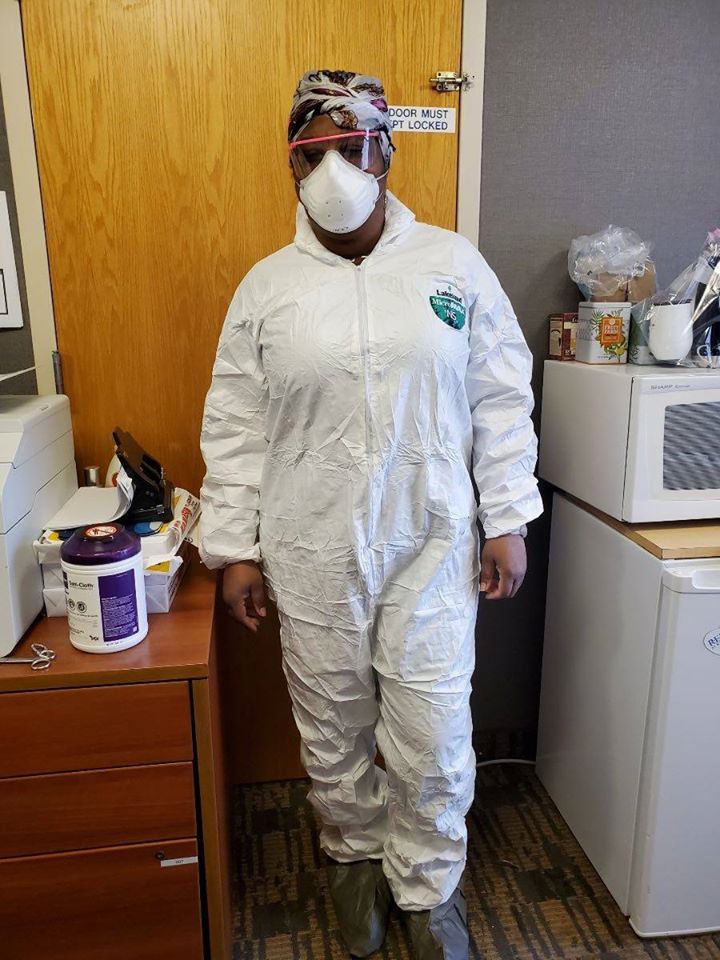 MillburnChinese's tweet photo. 5. 5/20: Saint Peter's Healthcare System – 100 gowns
6. 5/22: Virtua Health (Virtua Health) – 100 gowns and 100 N95 masks
7. 5/22: Trinitas Hospital – 150 gowns
8. 5/26: Laurel Circle – 100 gowns and 60 N95 masks https://t.co/L4L5mRAzMB