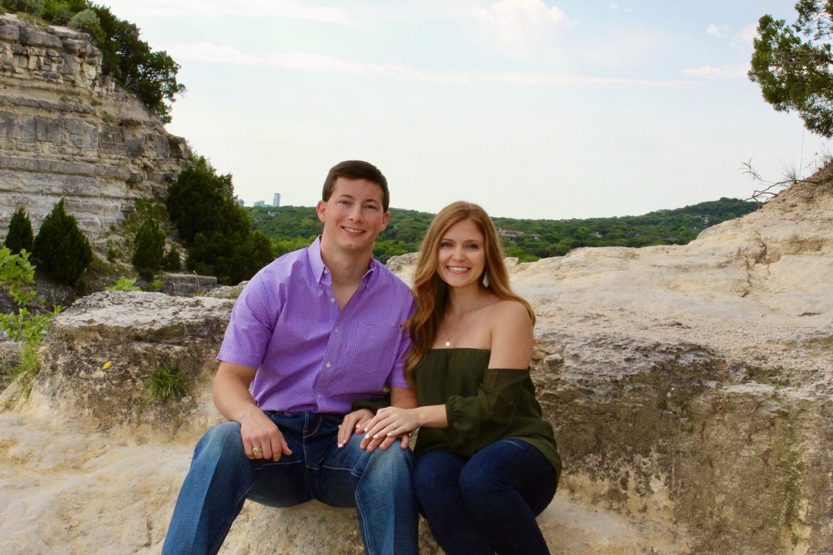 TaylorScarmardo's tweet photo. Haven’t been on Twitter in a year but a lots changed since then. Aka I’m engaged to the best guy ever. 😩♥️ https://t.co/y7H1ifkvJU