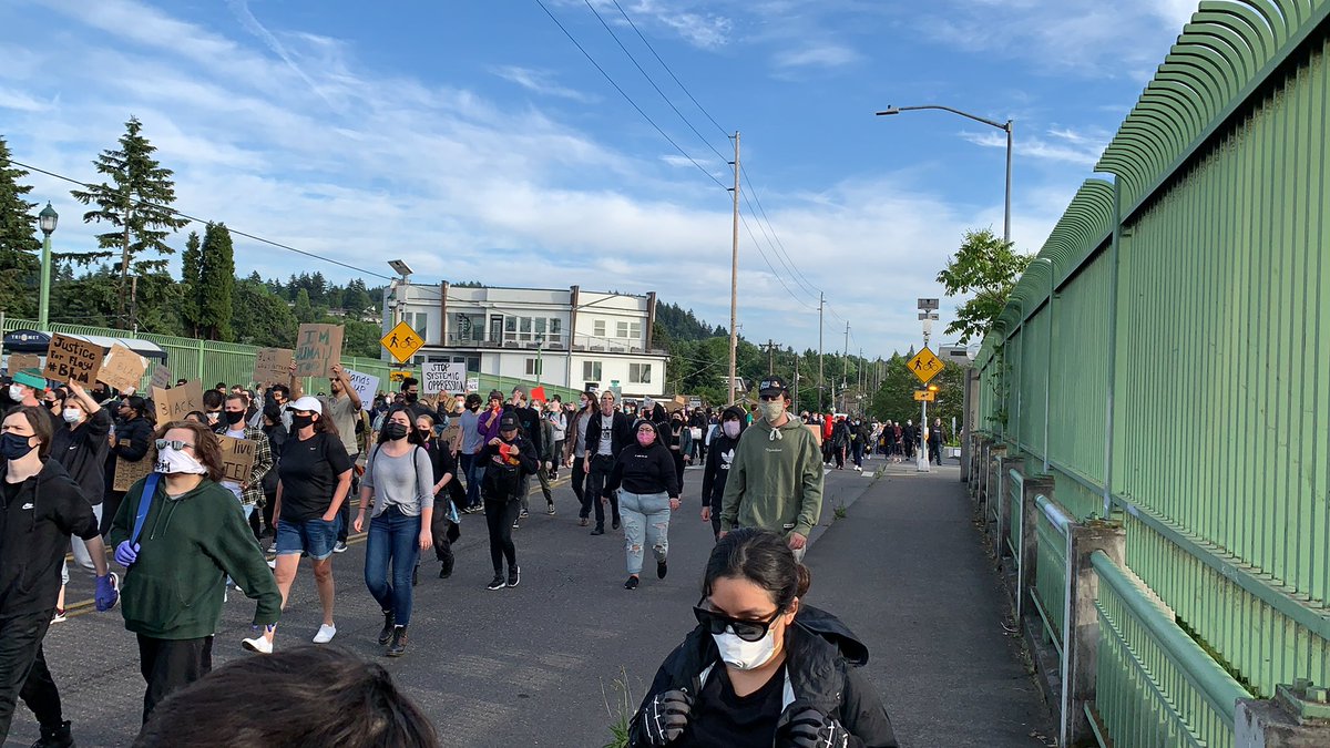 Now on 60th Ave, crossing the overpass by the MAX station