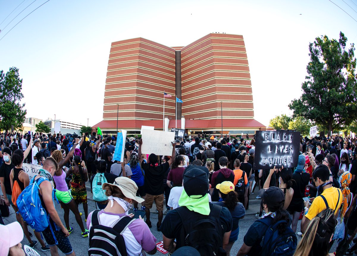 Not too long after, protestors traveled to the Oklahoma County Jail. Many of the roads around the jail were blocked. Armed police, tactical vehicles and barricades surrounded the correctional facility.