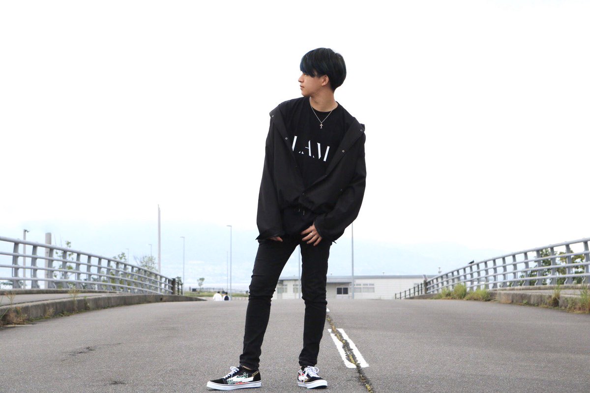 Lookatmeoffici1's tweet image. 2nd pop up 本日21:00開始
.
.
model: @IoriYoshino01 
#fashion 
#summerfashion 
#summercode 
#newitem