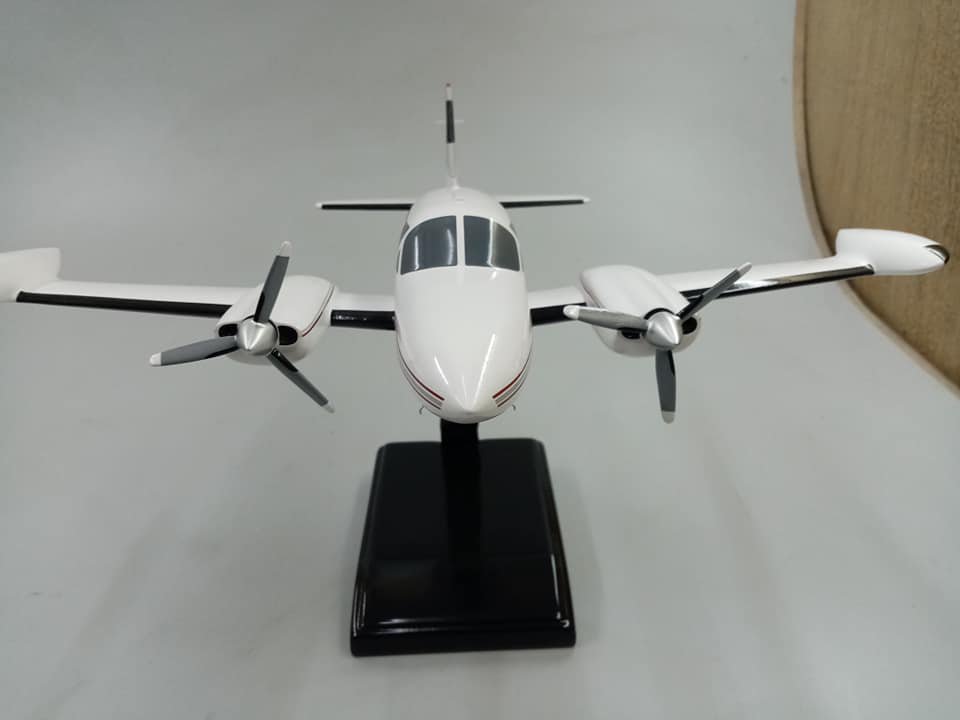 modelworkdirect's tweet image. Cessna 421B Golden Eagle Custom Aircraft Model fabricates by Modelworks, From custom art to Personalization. Unique custom models and 100% made by HEART❤️Just visit us on Web@www.modelworksdirect or dial 1-844-8MODELS
#airplanemodel
#highqualityairplanemodel
#modelworksdirect