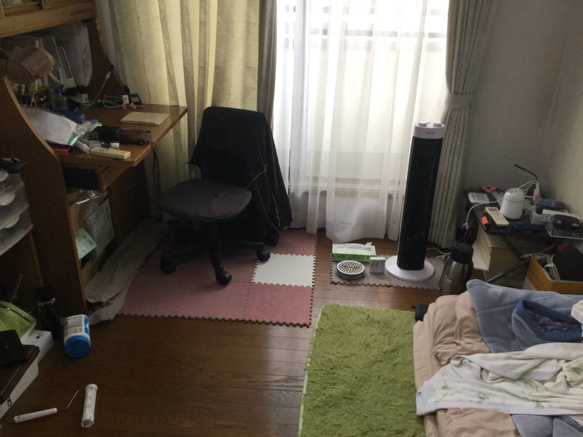 茂直人 部屋に掃除機をかけて デスクチェアの下のカーペットを取り替えて 今は 線香を焚いています ここ3週間くらい 地元八街市は空気が悪くて ホコリっぽいのです 茂直人 部屋に掃除機をかけて デスクチェアの下のカーペットを取り替えて 今は 線香を焚いています ここ3週間くらい 地元八街市は空気が悪くて ホコリっぽいのです
