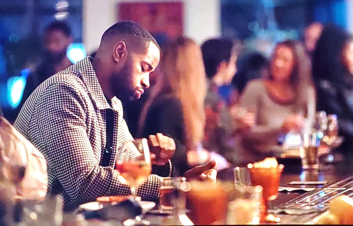 It's time for the Insecure Season 4, Episode 8 question thread!!! *PEWN!PEWN! PEWN!*1. What's an excusable amount of time for a date to be late, if any? #InsecureHBO    #Insecure And most importantly,  #BlackLivesMatter  