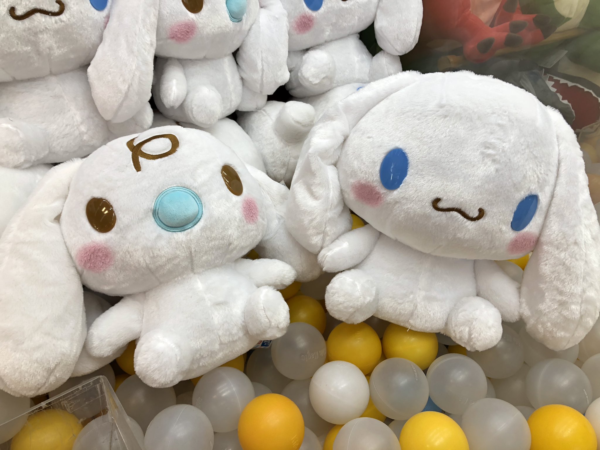 シナモロール　みるく　ぬいぐるみ　むにゅぐるみ　ほっぺぎゅ〜シリーズ シナモロール みるく ほっぺぎゅーシリーズ ぬいぐるみ