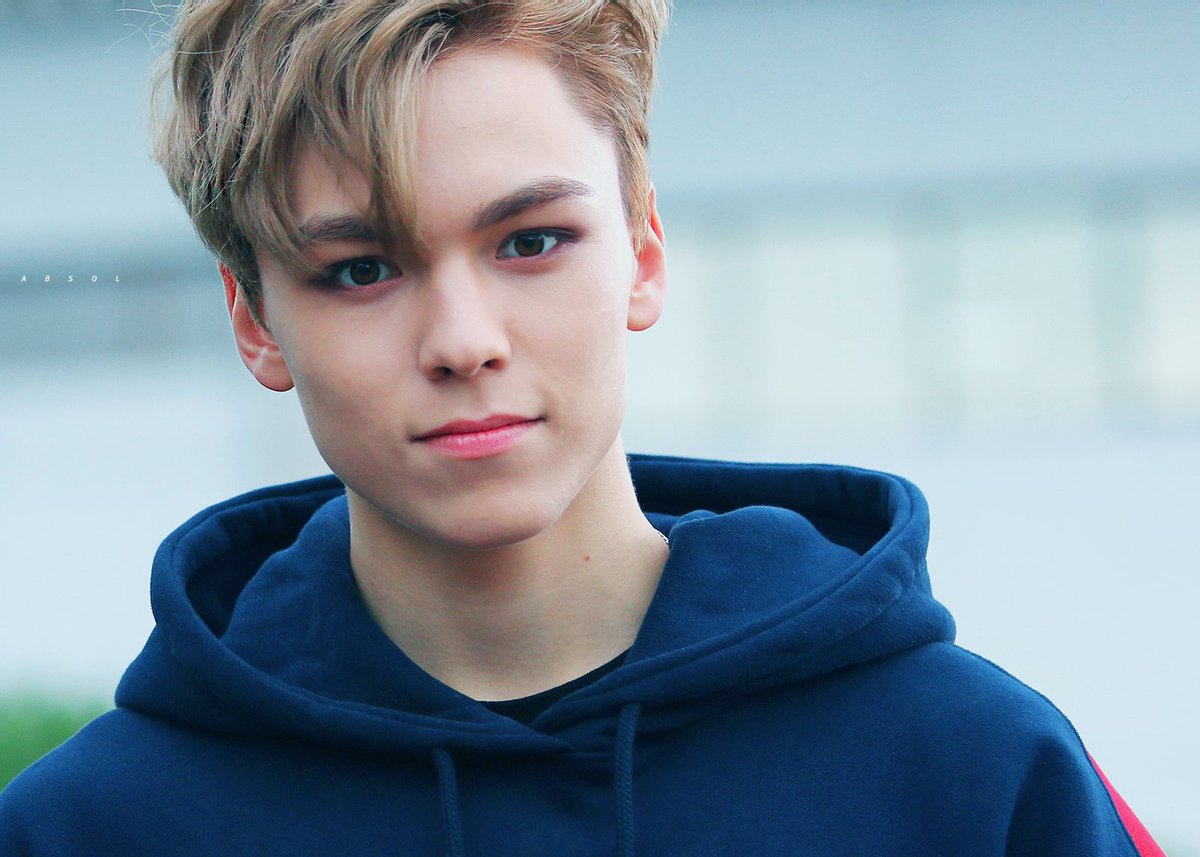legendary, this thread wouldn't be complete without these @pledis_17  #세븐틴  #버논  #VERNONcr: absolute_vernon