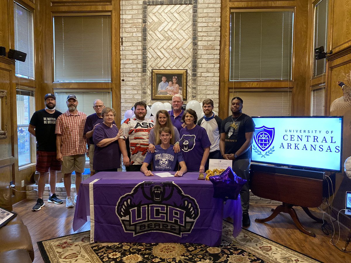 Thanks for helping us celebrate Trey’s commitment to <a href="/UCAMBB/">Central Arkansas Basketball</a>...covid style, but it was perfect and a special time with coaches, players and truly #KCFamily!!