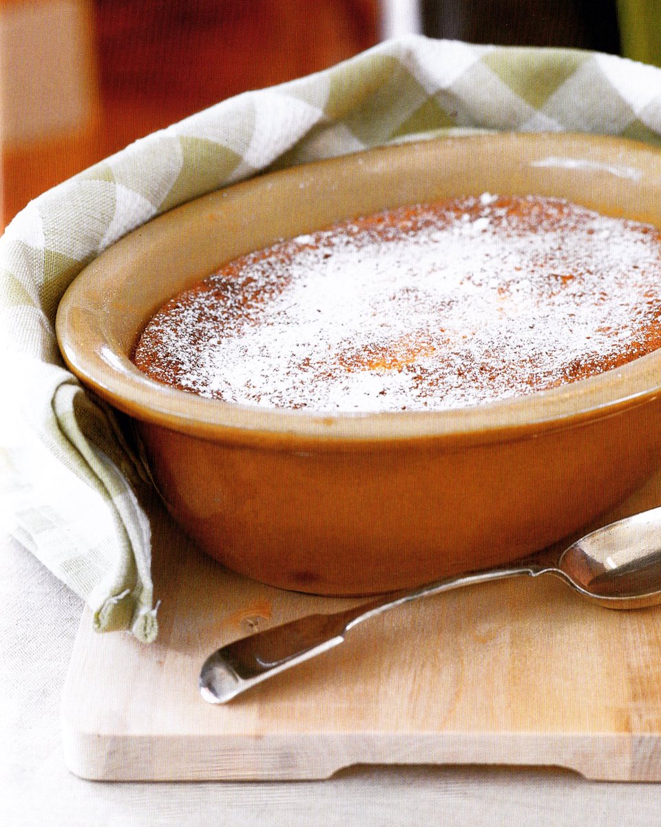 Sharing my recipe for Lemon Delicious Pudding this #worldmilkday. This is a classic and, in many families, the ultimate pudding - the golden sponge topping hiding a creamy lemon sauce. It’s also a great way to use up your lemons.
stephaniealexander.com.au/what-to-cook/r…
