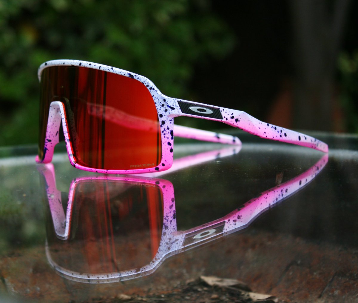 oakley sutro custom