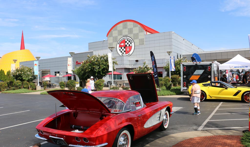 CorvetteBlogger's tweet image. The National Corvette Museum Reopens Today corvetteblogger.com/2020/06/08/the… #Corvette @corvettemuseum