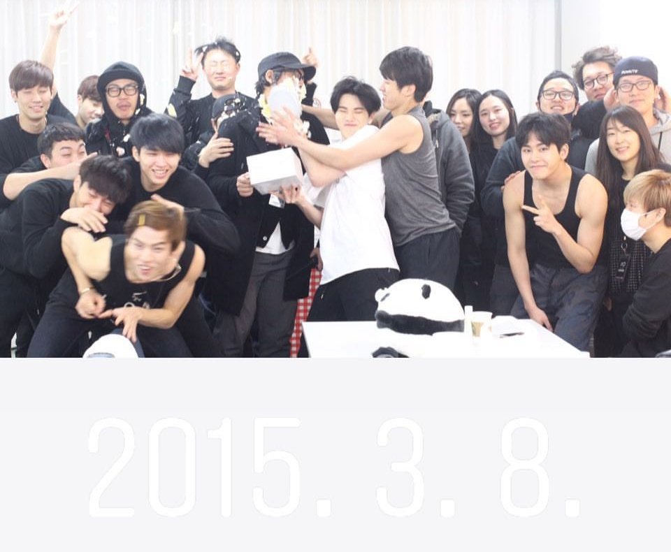 _kyu357's tweet image. theres just so much going on in this photo 😂 i love them
#인피니트_10주년_우리는_네버엔딩 
#10YearsWithINFINITE