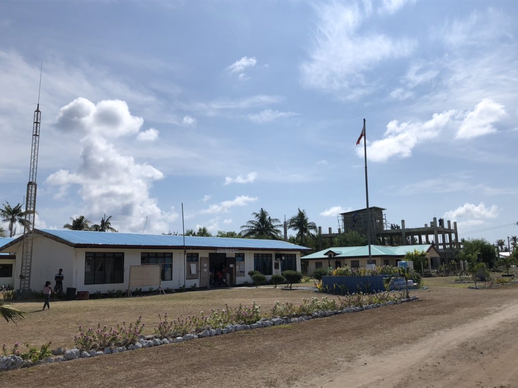Frances_Mng's tweet photo. We recently traveled to a far-flung island. 🇵🇭 There’s a new beaching ramp &amp; a seaport in it. And a prying foreign neighbor on the horizon. 🤦🏻‍♀️🇨🇳

Tomorrow, the contractor will turn over the beaching ramp to the Philippine govt. https://t.co/ES0oDcLcZb