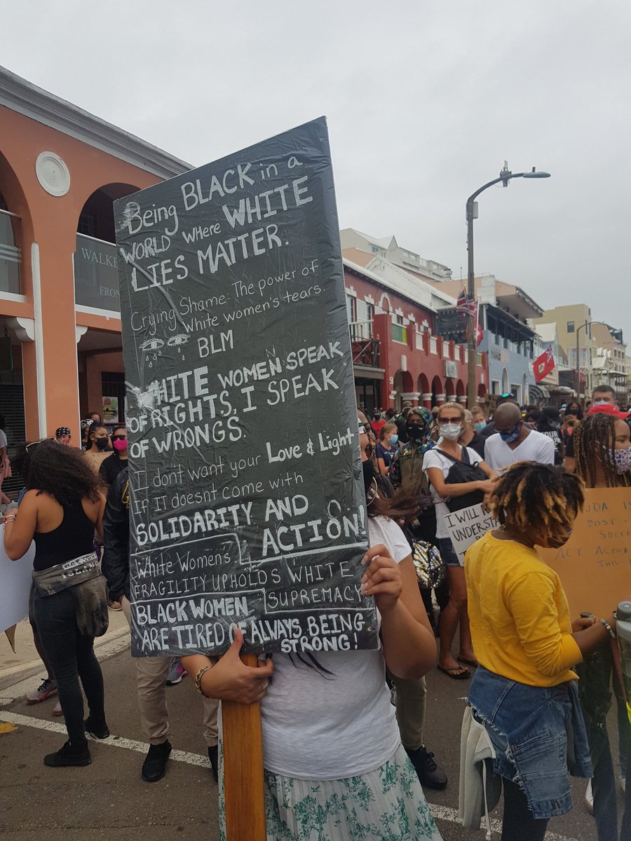 zinamalcolm's tweet image. NicoleGolden of #UrbanCottage who had a powerful (and heavy AF in more ways than one) placard