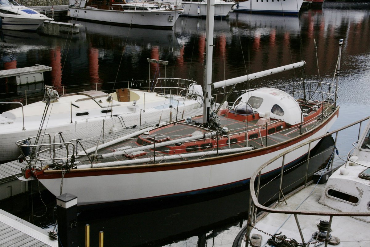 DaveThePapLpool's tweet photo. This boat is moored in the Albert Dock, and has quite a bit of sailing history. Who is she and where has she sailed, any answers. @worldsailing @sailing_news @Sailingcowes #sailing #singlehanded #yaght #albertdock #oceansailing #adventure #roundtheworld #stormdome. https://t.co/Ok4IGWbbBs