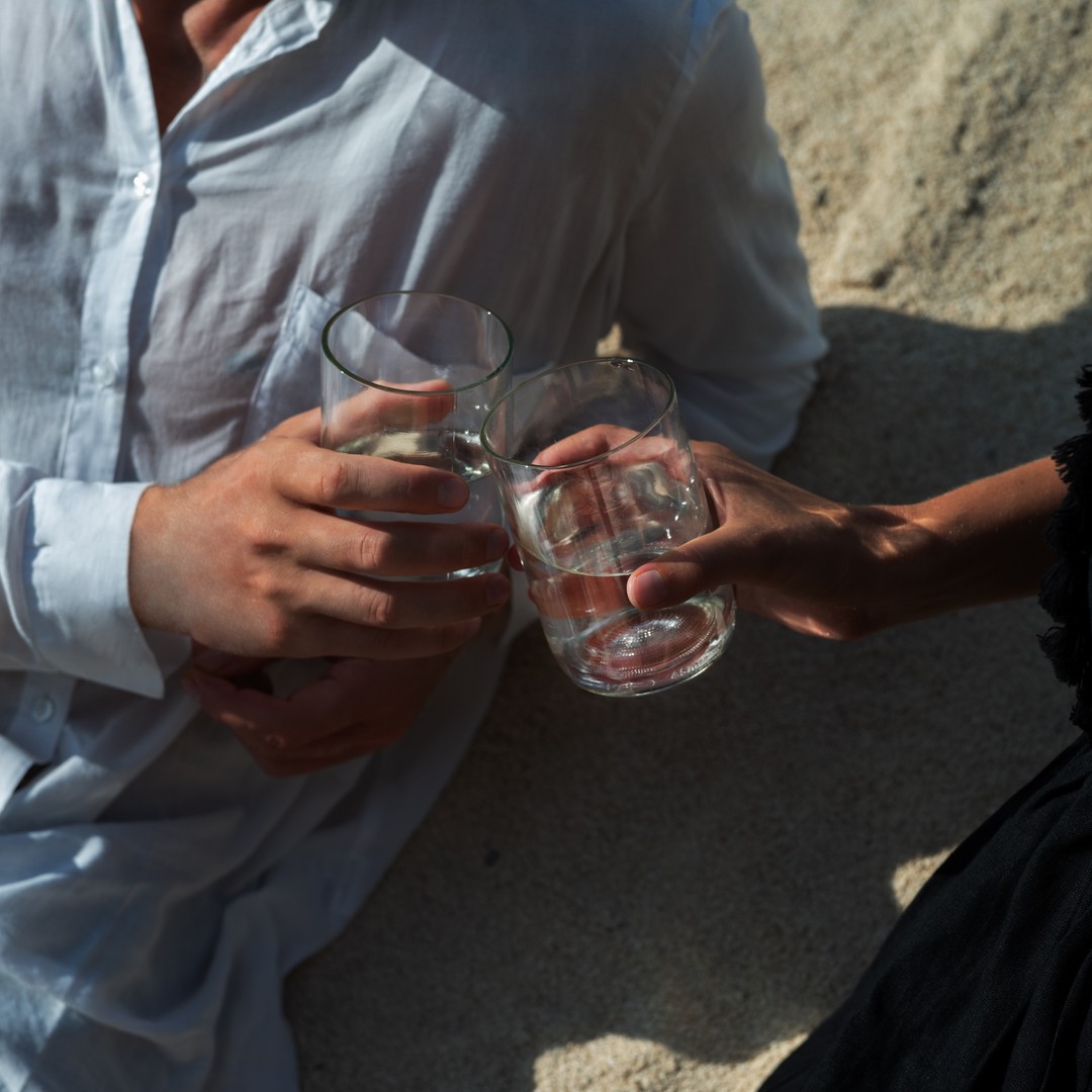 Today we celebrate Best Friends Day! De dag die we vieren met vrienden die écht belangrijk voor ons zijn. Met wie hef jij het glas vandaag? Tag ze in de comments!