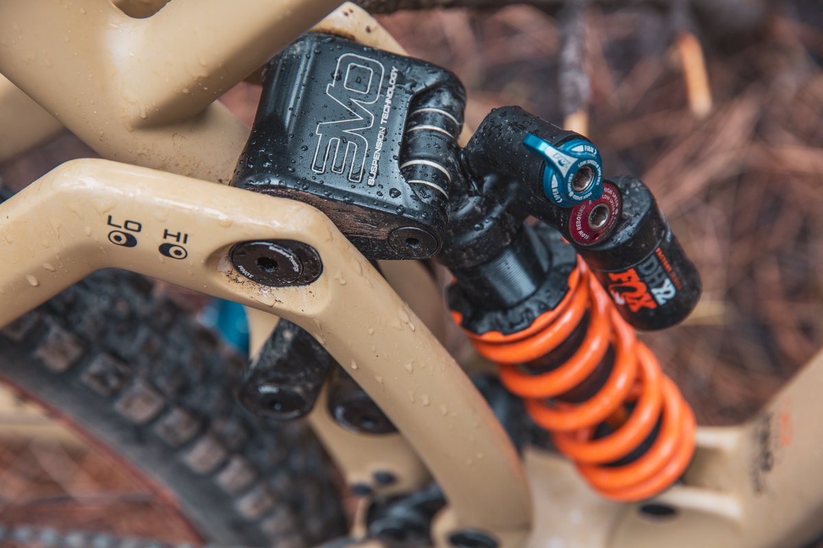 jamisbikes's tweet photo. "When we pulled the new Jamis Portal C1 out of the box, we were instantly stoked!"
Check out the latest Dissected Series feature from The Loam Wolf! #loamwolfpack
https://t.co/uYG2DVXPQ8
π· by @treelinecinematic https://t.co/JxILeXwWI8