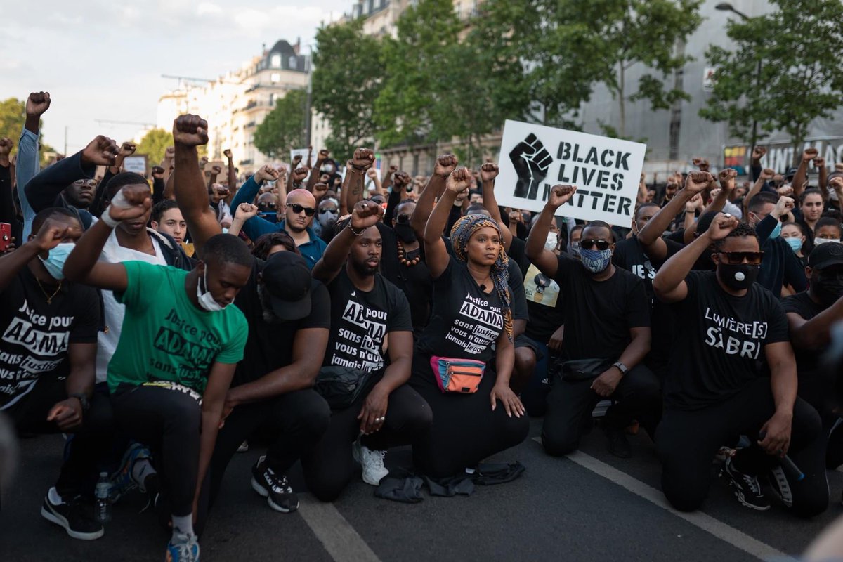 🚨À Relayer

Ce Samedi 13 juin à Paris:

Mobilisation nationale et historique contre le racisme, pour la vérité et la justice pour Adama et toutes les victimes des crimes policiers.

Nous sommes là #GénérationAdama et vous allez nous entendre.

RDV Place de la république à 14h30.