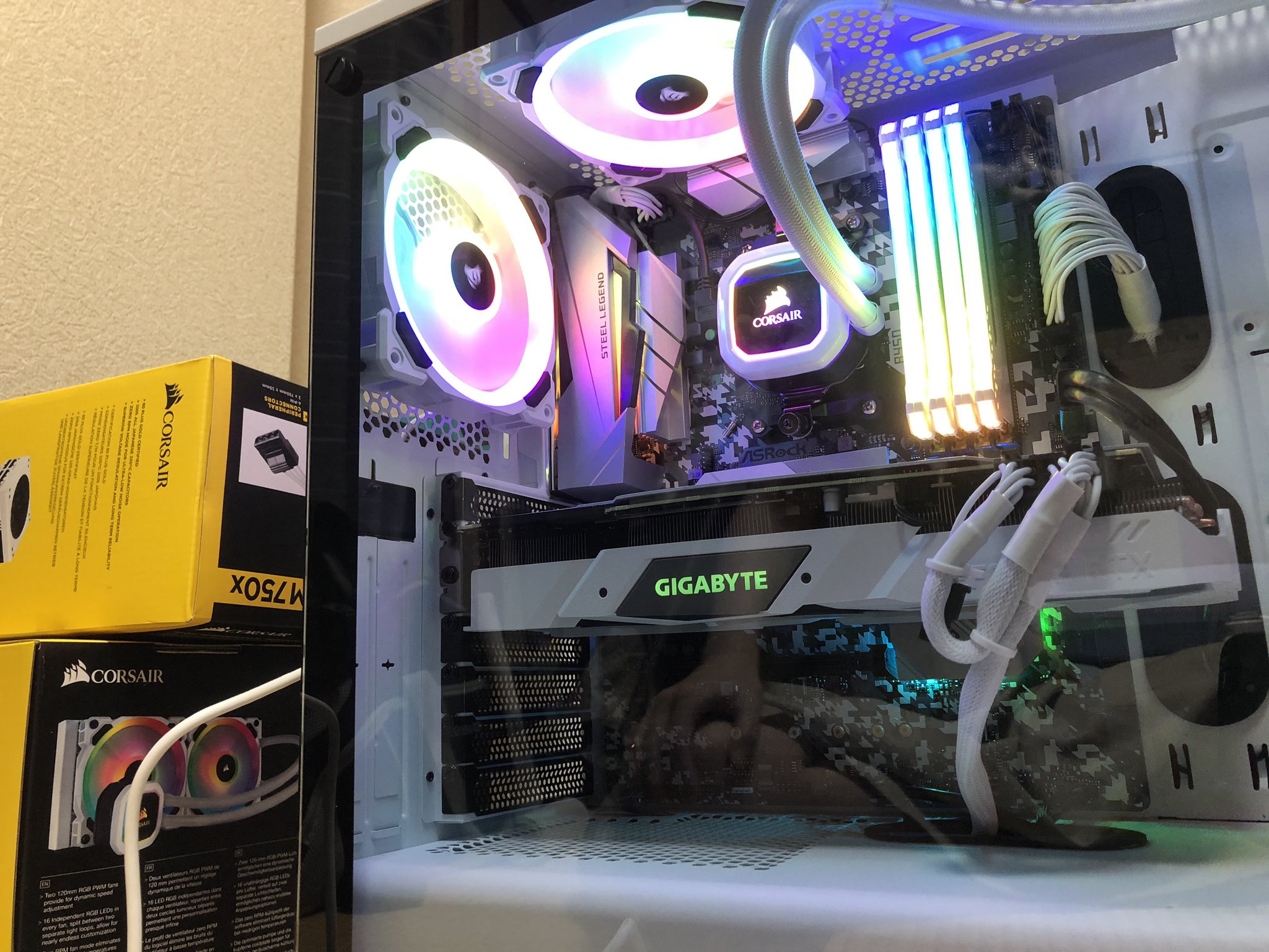 あごひげ 本日のpc コルセアの白統一 Ryzen5 Rtx70s Ddr4 30mhz 自作pc 白pc Rtx Corsair Gigabyte Asrock T Co Prweqxsx6g Twitter