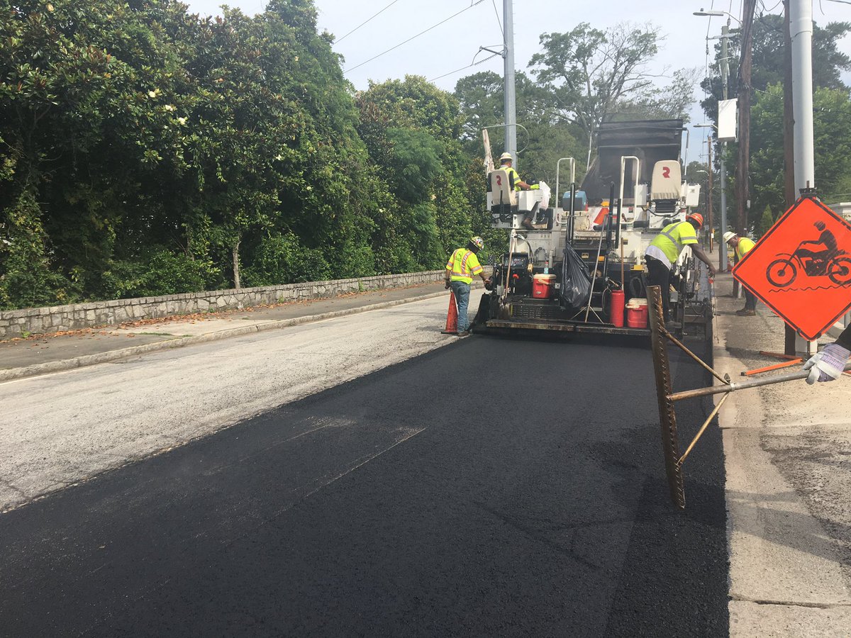 Happy Monday! We have a lot to accomplish this week. What’s your #MondayMotivation? 

📍Resurfacing on Powers Ferry Road