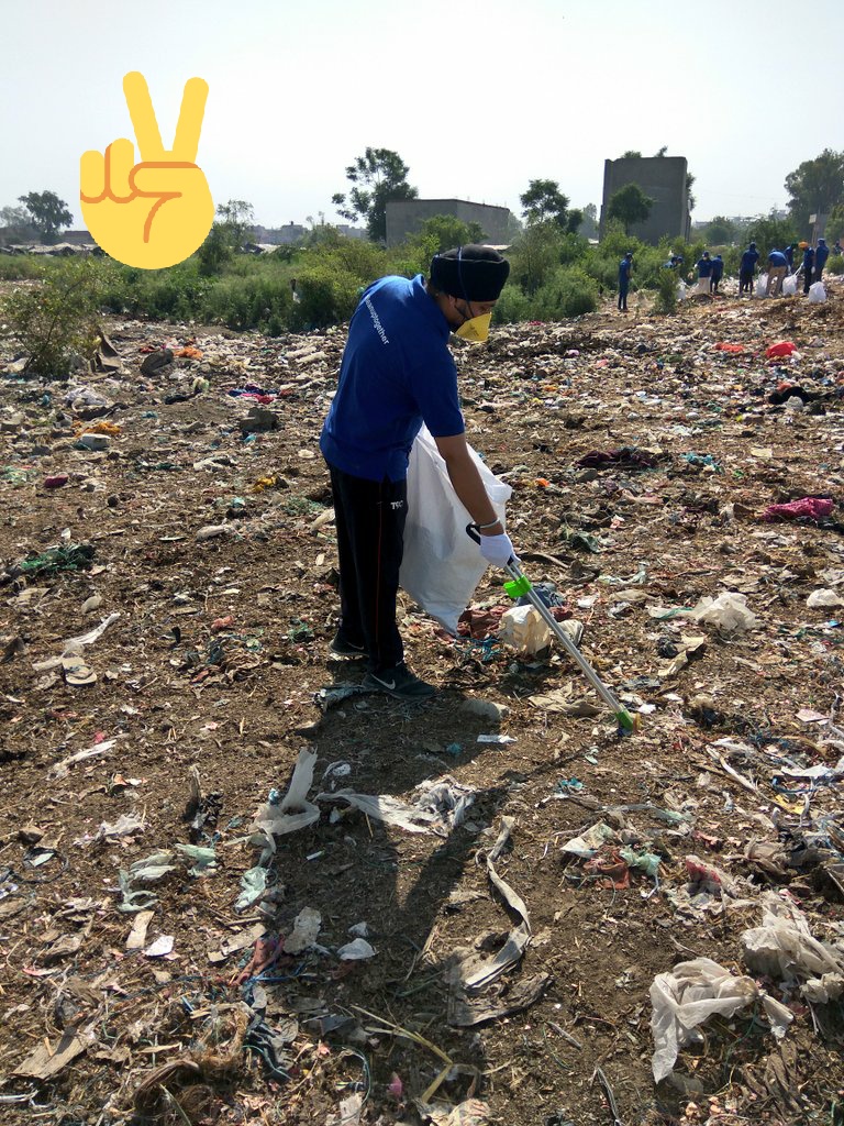 Mandeephallan's tweet photo. A memory of small contribution on last year World Ocean Day 🌊.... This year due to COVID restrictions couldn't make it possible #WorldOceansDay #CleanUpTogether
Plastic waste collection
@WorldOceansDay
@UNEP
@SEELeeds
@sdgchoupal
@SDGaction
@SDG2030 https://t.co/tzf3RVO4yF