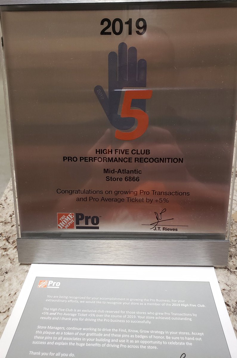 Congratulations to Eric, <a href="/MusickMichele/">Michele Musick</a> and the entire team at 6866 for being recognized as part of the High Five Club for Pro Performance. Great job, and thank you all for taking care of our Pro's every day.