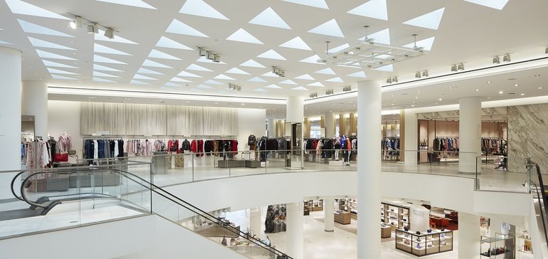 Vision_gl's tweet photo. More than 40% of US shoppers now feel safe going to the store. That's 10% more than April (according to Deloitte's consumer tracker, as reported by @RetailDive ) 
Let Vision help you raise those numbers with responsible retailing at your #store.  #occu ... https://t.co/ZqwgJ3huQh https://t.co/uzP2rWTwYy