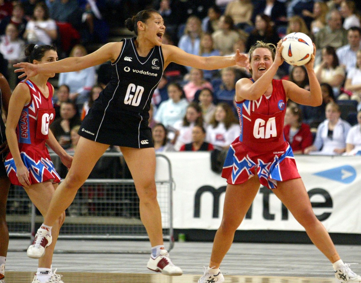 StepUpEquality's tweet photo. 💬 "Many people, who don't practise any sport, often told me that women don't know how to play and basketball and that it is a sport for men."

 🇮🇹 Female basketball player from Italy.

https://t.co/mF6U1HHg15 https://t.co/JaOGhQcqVt