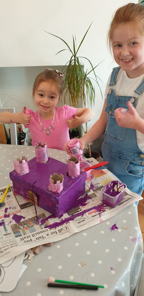 Proutamon's tweet photo. Lily enjoyed doing her castle craft over the weekend, with a little help from her sister! @RhiwbeinaPrm https://t.co/iQ7vuCRJCZ