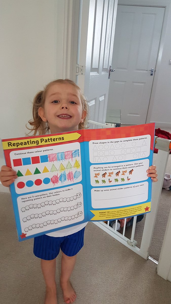 Alicia04457394's tweet image. She is so happy she did her colouring patterns while mum was preparing lunch and she did it correctly @longmoorcps #learningfromhome #reception #patternfun #leapaheadworkbook