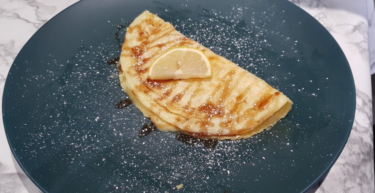 phgs_french's tweet photo. I don't know about you, but these are making me hungry!
Thank you Isabelle W in Yr7 for your crêpe picture, it looks deliciouss and the presentation is fabulous! Yum! #DefiCrepe #DefiCrepes @linguascope https://t.co/FdV4jcFDCW