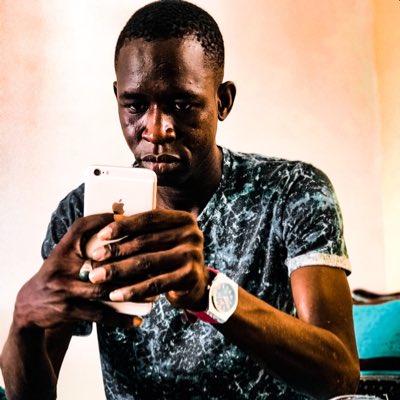 BuurJallow's tweet photo. #NouvellePhotoDeProfil https://t.co/InS5dN1XCP