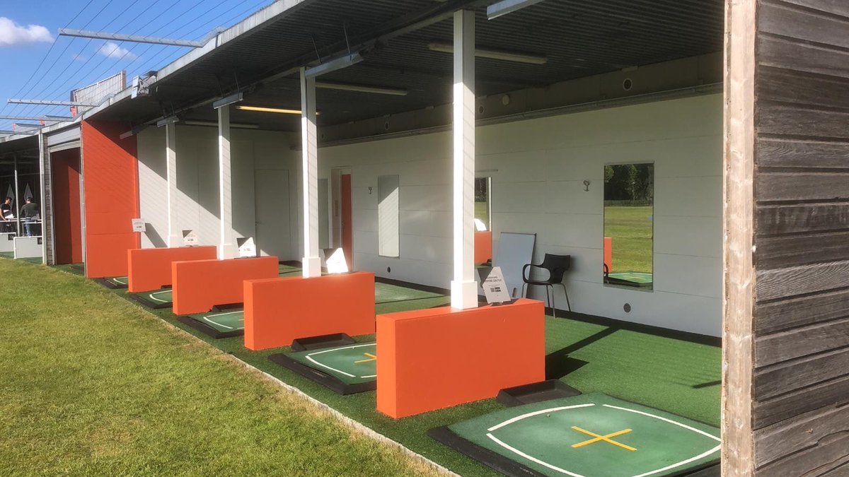 TrackmanGolf's tweet image. Have a look at one of our latest TrackMan Range installations: 
Facility: Golfcentrum De Hoge Dijk 
Setup: 3 TrackMan units covering the whole range (51 bays, 2 levels). 

#TrackManRange #UnleashYourPotential