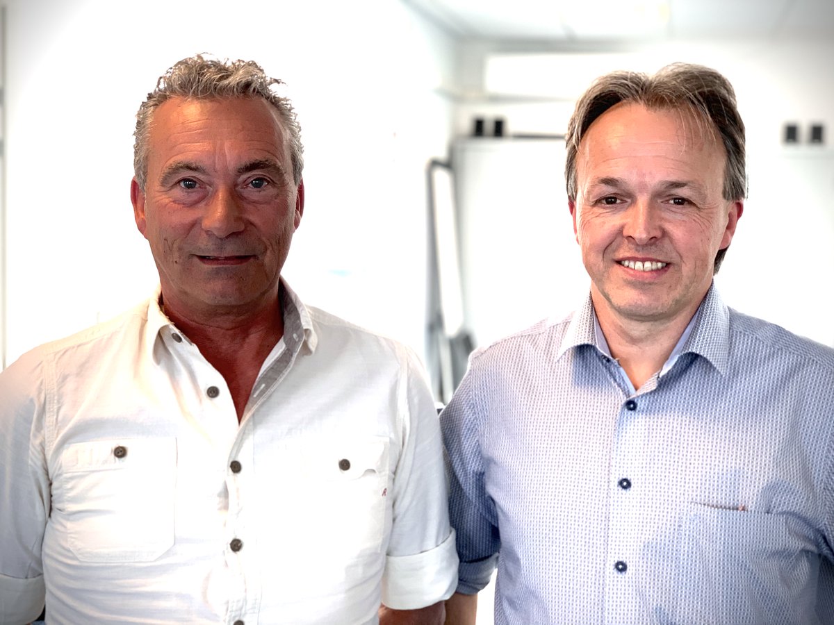 6 september gaan we weer opstarten. Beluister de podcast met de mannen achter de De Bruyn Metaal Omloop van Valkenswaard topcompetitie.nu/2020/de-bruyn-…

<a href="/OmloopVwaard/">Omloop van Valkenswaard</a> <a href="/KNWU/">KNWU</a> <a href="/metecct/">Metec-SOLARWATT CT p/b Mantel.com</a> @TJVacademy @ablocbeer <a href="/beatcyclingclub/">BEAT Cycling Club</a> @SEGeRacing @Vlasmancycling <a href="/ctvolkerwessels/">VolkerWessels Cycling Team</a>