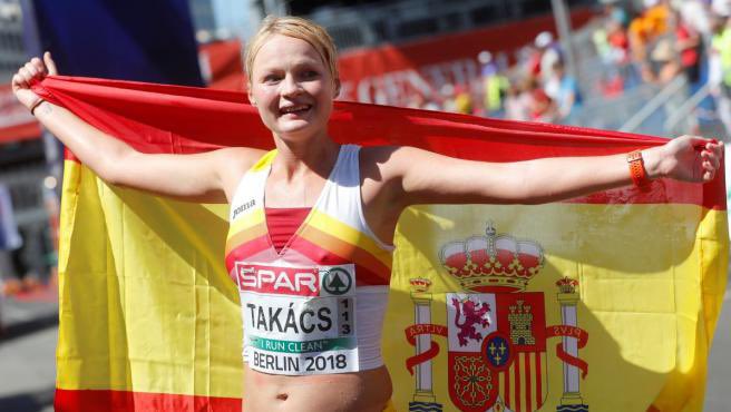 20 años de la primera medalla olímpica femenina atletismo español. 📻 Hoy (20:00 h) Tiempo de Atletismo de <a href="/correaturitmo/">A Tu Ritmo</a> y <a href="/soycorredor_es/">CORREDOR\</a> con <a href="/_MariaVasco/">Maria Vasco</a> (Bronce Sidney 2000) y las actuales plusmarquistas españolas <a href="/garciaperezmari/">María Pérez OLY</a> (20 km marcha) y <a href="/julytakacs/">Julia Takacs</a> (50 km marcha)