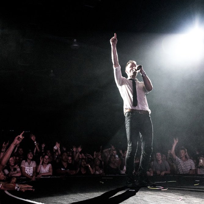 augustavenuenz's tweet image. At midnight tonight, New Zealand moves to level 1, and with that no further restrictions on gatherings. This is a moment to celebrate as we rebuild domestically. As a team, we're excited about getting back into venues with our artists ready to hit the stage! 
#nzmusic #COVID19nz