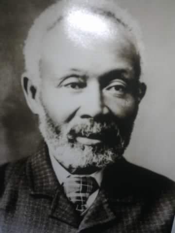JenRandall6's tweet image. This man  came to Bristol from USA  on a merchant ship with the help of Quakers 18yrs old , he was born a slave , I am his white Grt Grt Grandaughter  and I am glad that this status was pulled down #HenryParker #colstonstatue