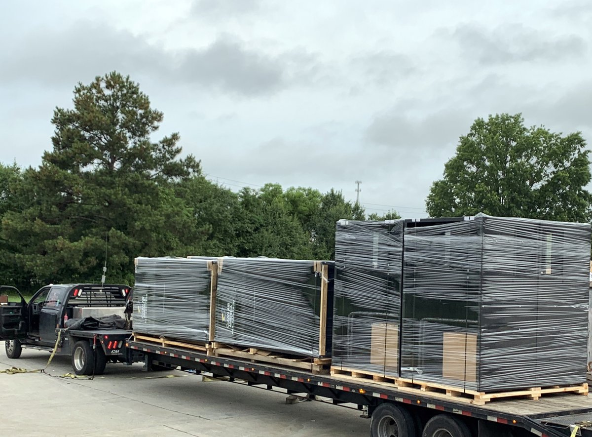 CleanAirMedia's tweet image. Early start for these Clean Air WeldStation EVO Dual units heading to Bolivar Central High School in TN - there is still time to equip your welding lab with the industry's leading technology before school resumes - clean-air.com, sales@clean-air.com, 866.665.1829