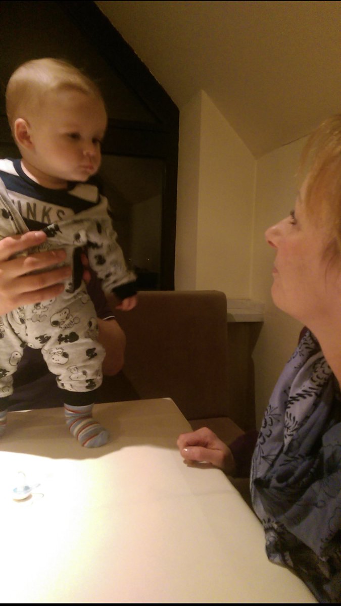 vanessab0412's tweet photo. #love #Remember #Mama #longtimeago https://t.co/txgMN5U3x4