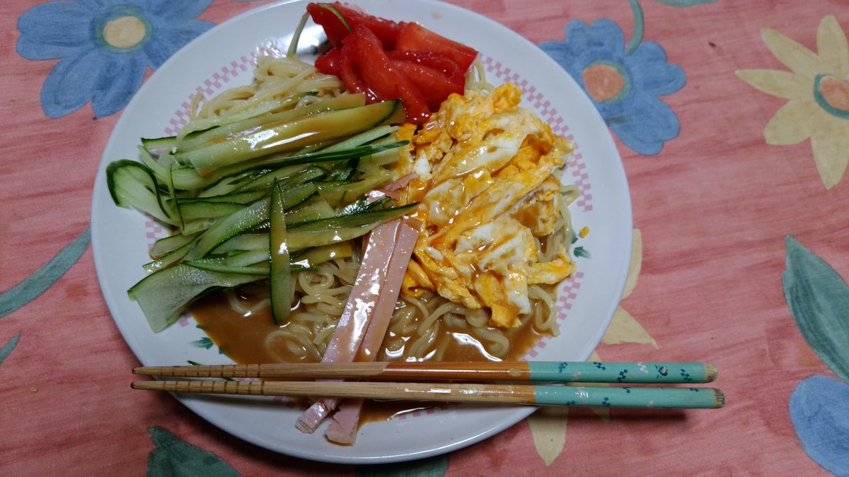 Yully 冷やし中華はじめました Yully 冷やし中華はじめました