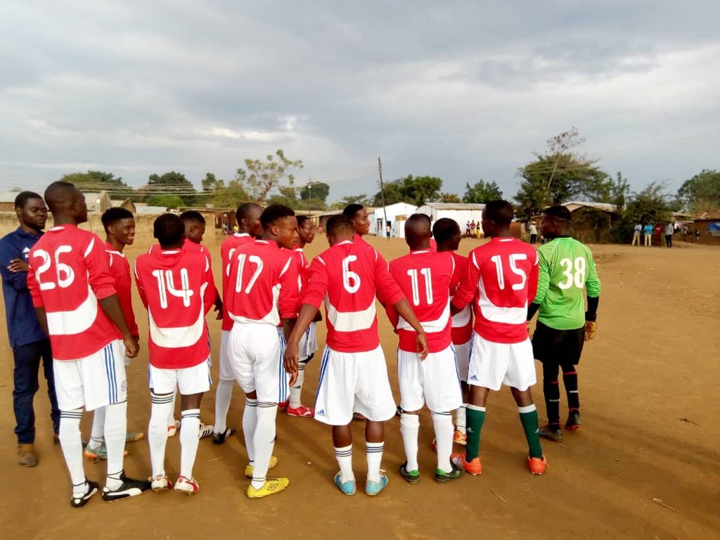 KitAid (@kitaid) on Twitter photo Grt to see more <a href="/HemelTownYthFC/">Hemel Hempstead Town Youth FC</a> kits helping others to play the game in Lilongwe, #Malawi
Thanks for your support
<a href="/hemelfc/">Hemel Hempstead Town FC</a> <a href="/HertfordshireFA/">Hertfordshire FA</a> Grt to see more <a href="/HemelTownYthFC/">Hemel Hempstead Town Youth FC</a> kits helping others to play the game in Lilongwe, #Malawi
Thanks for your support
<a href="/hemelfc/">Hemel Hempstead Town FC</a> <a href="/HertfordshireFA/">Hertfordshire FA</a>