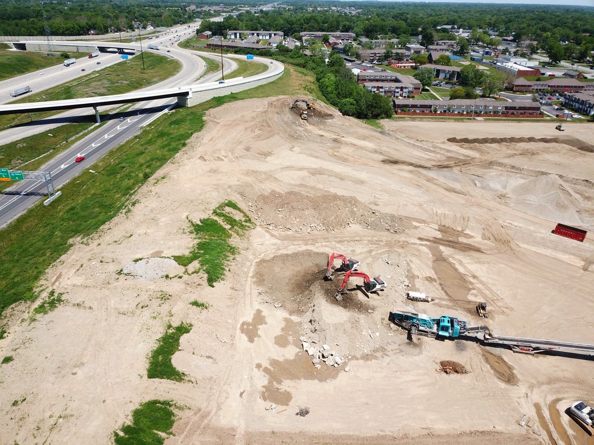 RebarDev's tweet photo. Starting this week off with site pictures from the Founders Square project in Speedway. Work continues! #FoundersSquare #SpeedwayIN #OpportunityZone #MasterDevelopment https://t.co/9y7UC3C5Uq https://t.co/vYRlTmu0r0