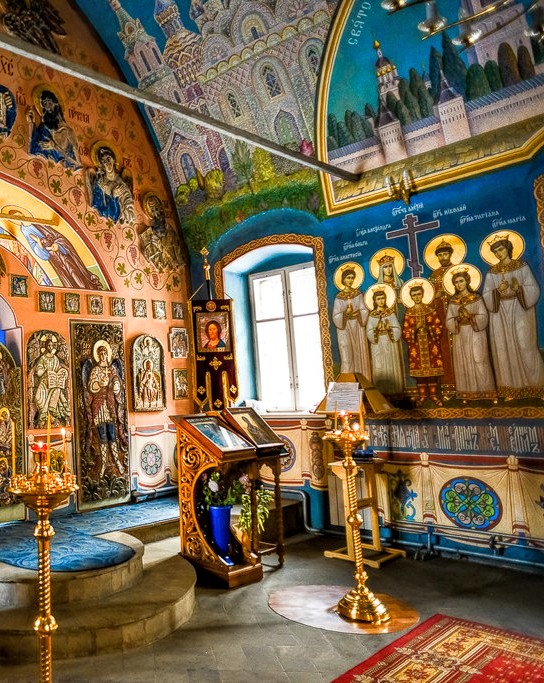 vozvr's tweet image. 100 ЗНАМЕНИТЫХ МОНАСТЫРЕЙ
38 Высокопетровский монастырь
      1377 г. Москва. 
@history_RF  #СТОМОНАСТЫРЕЙ
Обитель со сложной судьбой: опустошена поляками в 1611, в 1812 здесь расположилась французская кавалерия, а в 1929 устроили ремонтный завод. Шедевр нарышкинского барокко.