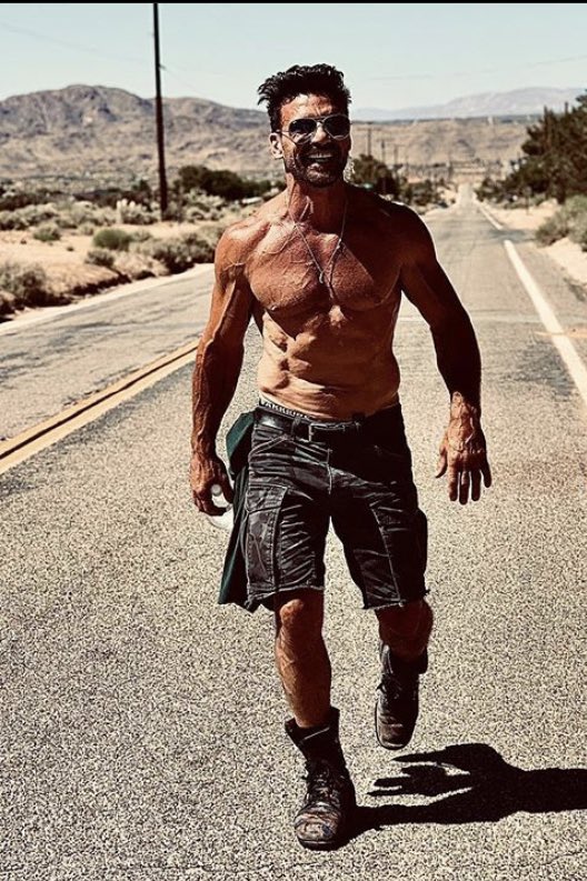 Happy birthday to Frank Grillo and his poppin veins! I d pick up that desert hitchhiker! 