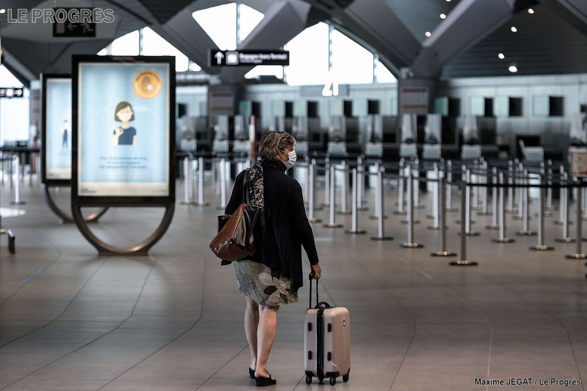 MaximeJegat's tweet photo. Reprise des vols passagers commerciaux à l'#aéroport de #Lyon #SaintExupery
#AirFrance #HOP #LYS #Satolas #reportage @Le_Progres https://t.co/d7FvRD1PVa