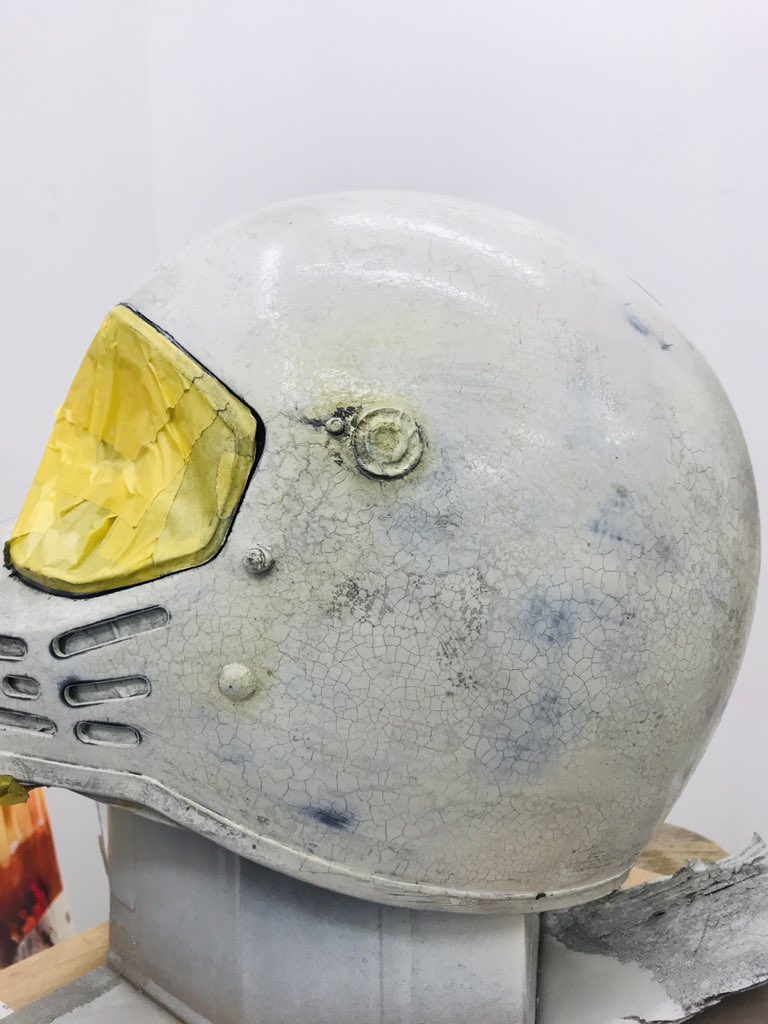 ヘルメット塗装 #カスタムペイント #絵描きの自家塗装 #クラック