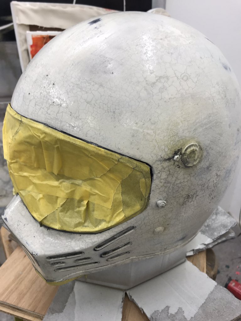 ヘルメット塗装 #カスタムペイント #絵描きの自家塗装 #クラック