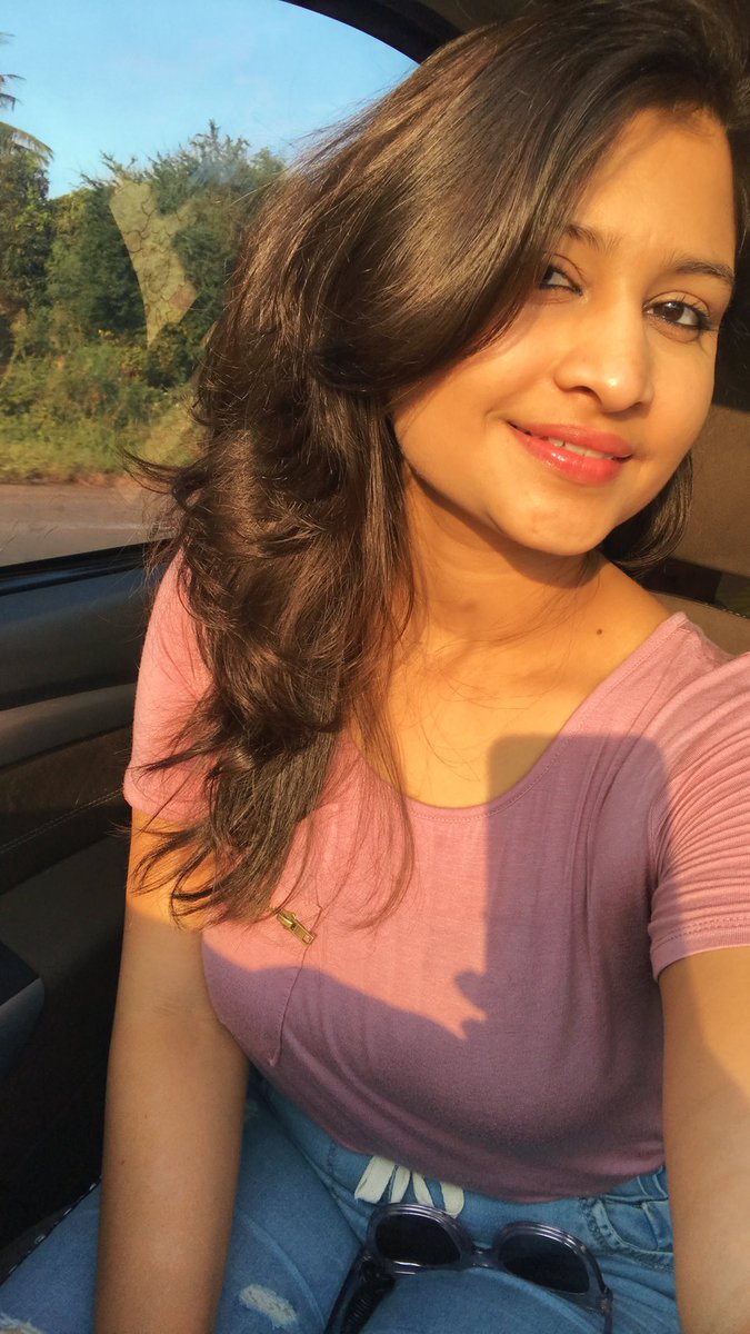 mitalimahant's tweet photo. The Golden Hour ✨
.
.
.
#GoodEvening ❤️ https://t.co/86XdJhdpaJ