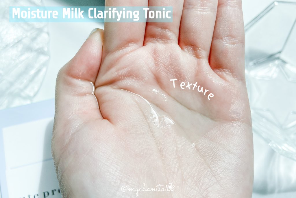 mychanita's tweet image. สองสิ่งนี้ของ Cutepress คือดีมาก โทนเนอร์มีสารสกัดของวิทช์เฮเซลช่วยบำรุงผิวให้ชุ่มชื่น ใช้แล้วผิวไม่แห้งตึง ส่วนไวท์เทนนิ่งสารสกัดหลักคือวิตามินC,AHA,BHA ใช้แล้วหน้าขาวกระจ่างใส ผิวดูสุขภาพดี ผิวแพ้ง่ายใช้ได้ #Cutepress #Moisturemilk #เซ็ตหน้านุ่มชุ่มชื่น #HowtoPerfect