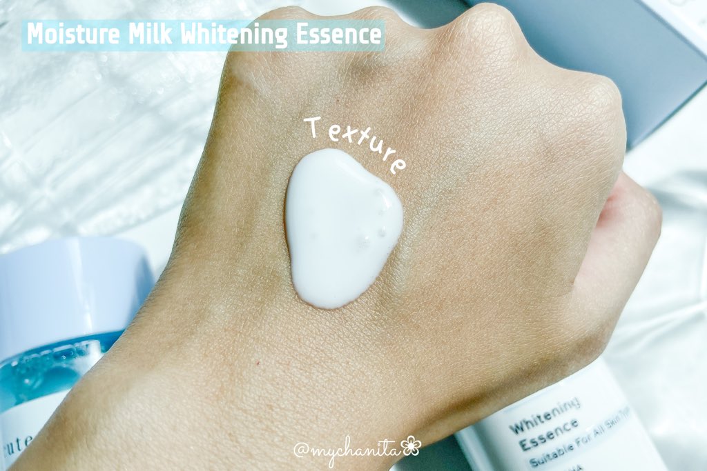 mychanita's tweet image. สองสิ่งนี้ของ Cutepress คือดีมาก โทนเนอร์มีสารสกัดของวิทช์เฮเซลช่วยบำรุงผิวให้ชุ่มชื่น ใช้แล้วผิวไม่แห้งตึง ส่วนไวท์เทนนิ่งสารสกัดหลักคือวิตามินC,AHA,BHA ใช้แล้วหน้าขาวกระจ่างใส ผิวดูสุขภาพดี ผิวแพ้ง่ายใช้ได้ #Cutepress #Moisturemilk #เซ็ตหน้านุ่มชุ่มชื่น #HowtoPerfect