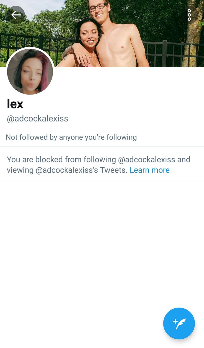 OnlyGGs18's tweet photo. @adcockalexiss I wonder if she'd actually send them... since ya know she blocked me on twitter, she's not trying to figure out my onlyfans to block me there too... lmao what a scamming little shit https://t.co/WkFgbcVEH9